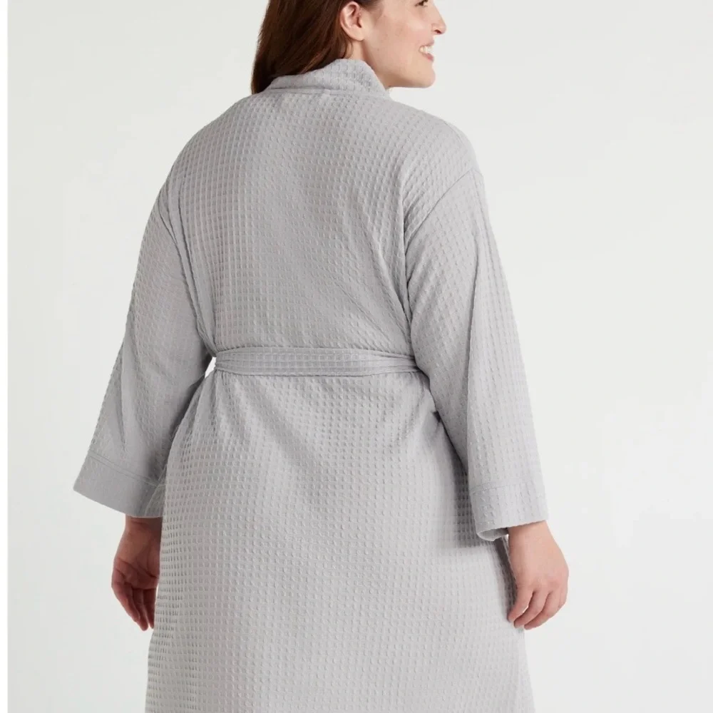 Joyspun Soft Silver Waffle Knit Kimono Tie Close Robe - Picture 3 of 16